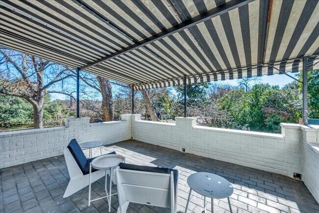 Building Photo - 1508 Marshall Ln