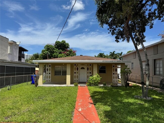 Building Photo - 613 NW 58th Ave
