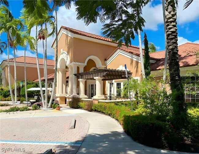 Building Photo - 1830 Florida Club Cir