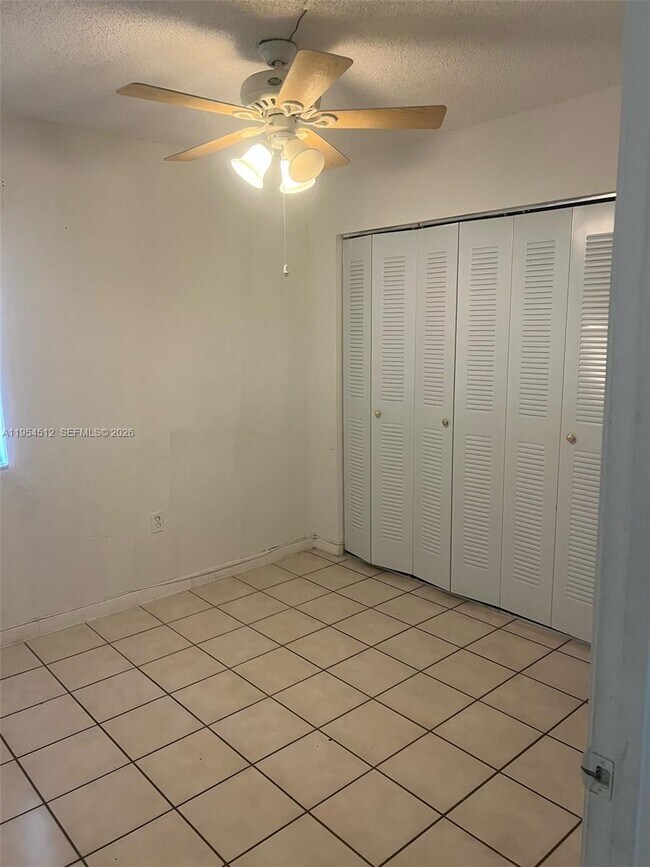 Building Photo - 556 NW 114th Ave