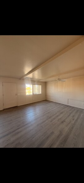 Building Photo - 72701 Willow St