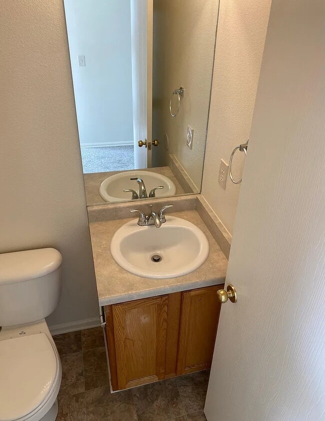 Building Photo - 134 S Elkhart St