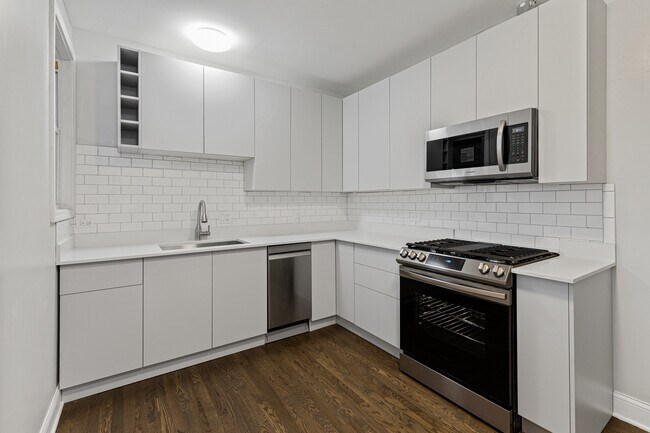 Building Photo - 1319 N Lavergne Ave