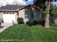 Building Photo - 10000 Utahna Rd