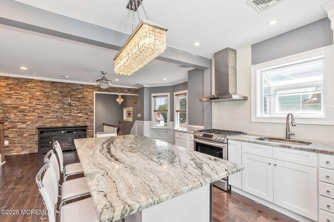 Building Photo - 76 South St