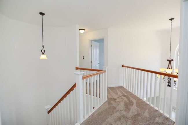Building Photo - Gorgeous 5 Bedroom Rental in Virginia Beach