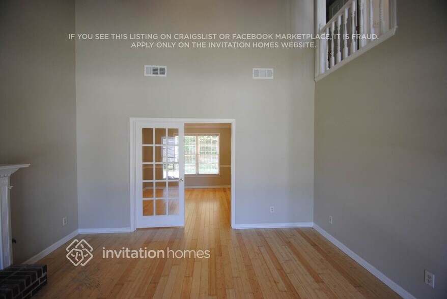 Building Photo - 5690 Sugar Crossing Dr