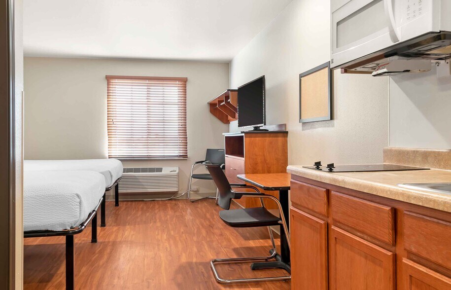 Building Photo - Furnished Studio-Grand Rapids - Wyoming