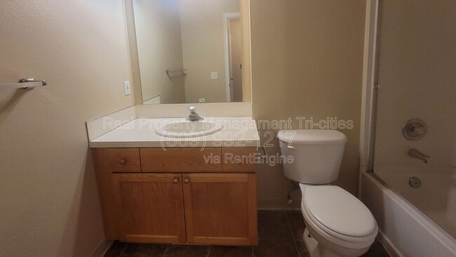 Building Photo - 5010 E Killdeer Ct