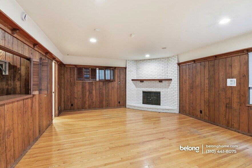 Building Photo - 1008 Westholme Ave