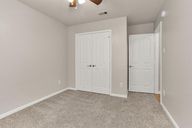 Building Photo - 32102 Decker Oaks Dr