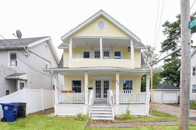 Primary Photo - 430 Ocean Ave