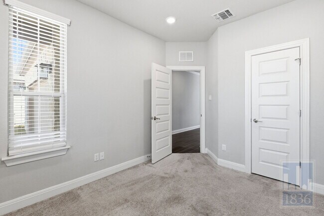 Building Photo - 555 Purple Heart Dr