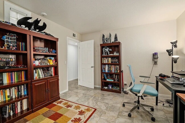 Building Photo - "Charming 1-Bed Oasis with Full Bath in Prime San Diego Location – 3635 Third Avenue"