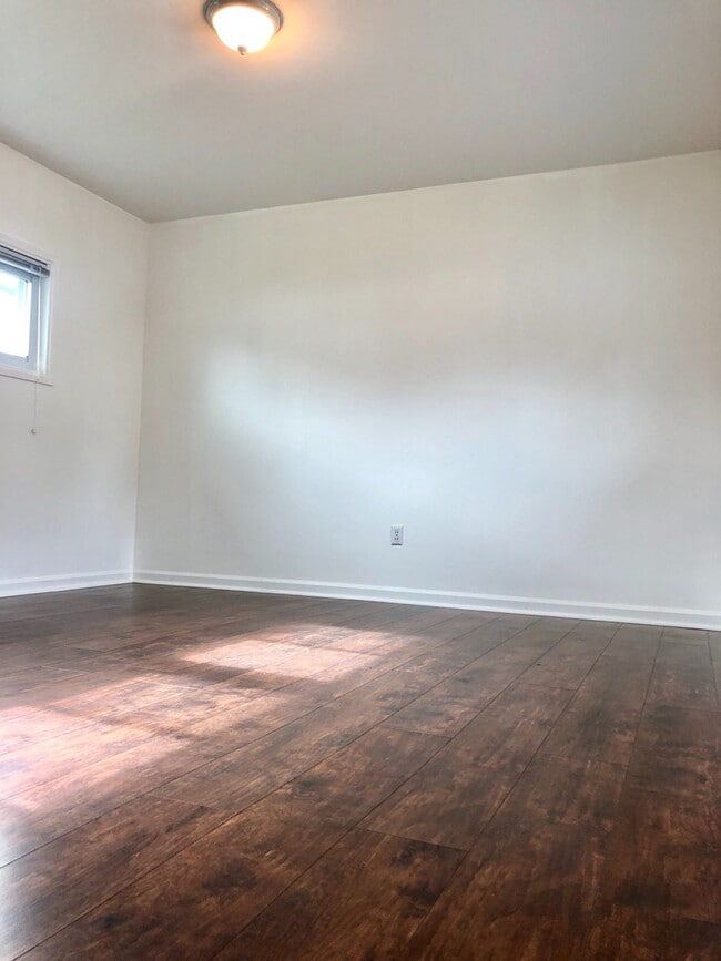 Building Photo - Coming Soon! Four Bedroom Beauty in Levitt...