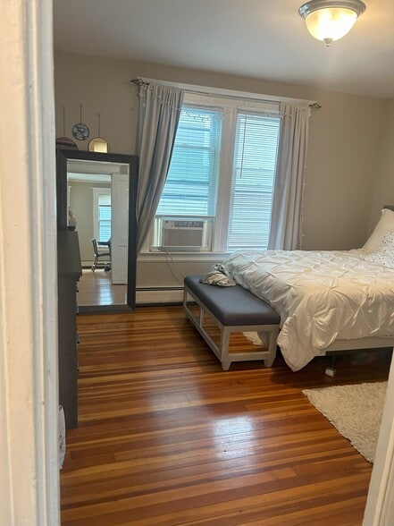 Building Photo - 37 Whitman Ave