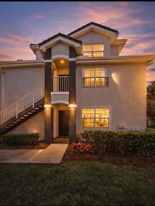 Building Photo - 13803 Fairway Island Dr