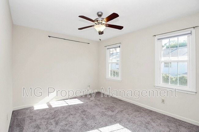 Building Photo - 3726 Park Rd