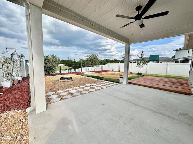 Building Photo - 1443 Tropical Pine Cove