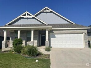 Building Photo - Adorable 3/2 in Crabapple Grove