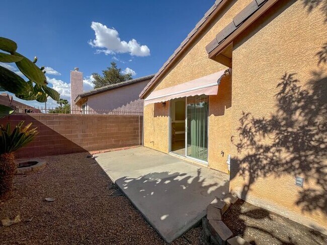 Building Photo - Charming Single-Story Home in a Prime Loca...