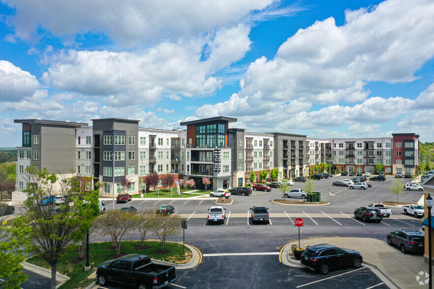 Building Photo - The Vue at Westchester Commons