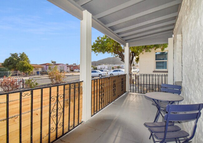 Building Photo - 3417 Idalia Ave