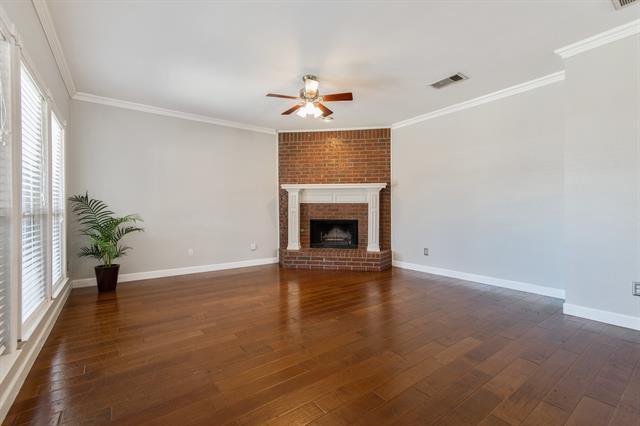 Building Photo - 1415 Normandy Ln