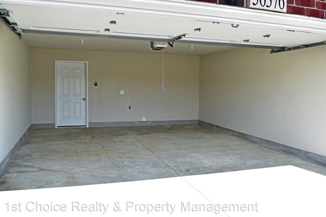 Building Photo - 2 br, 2 bath House - 56480 Addison