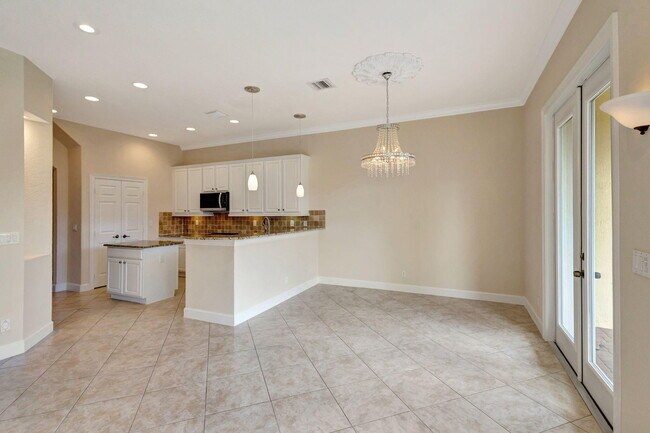 Building Photo - 4770 Cadiz Cir