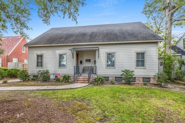 Primary Photo - 707 Division St