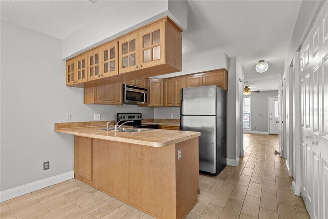 Building Photo - 5709 Dalden Dr