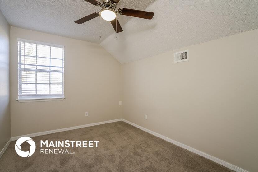 Building Photo - 3740 Dartford Dr