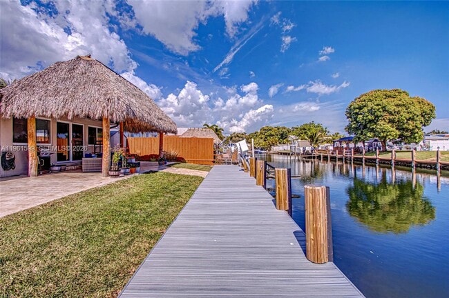 Building Photo - 922 Nautilus Isle