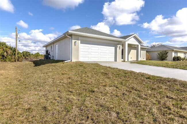 Building Photo - 375 Denver Dr