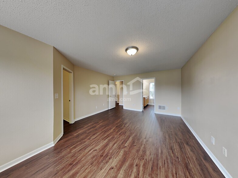 Building Photo - 6063 Bannister Ct