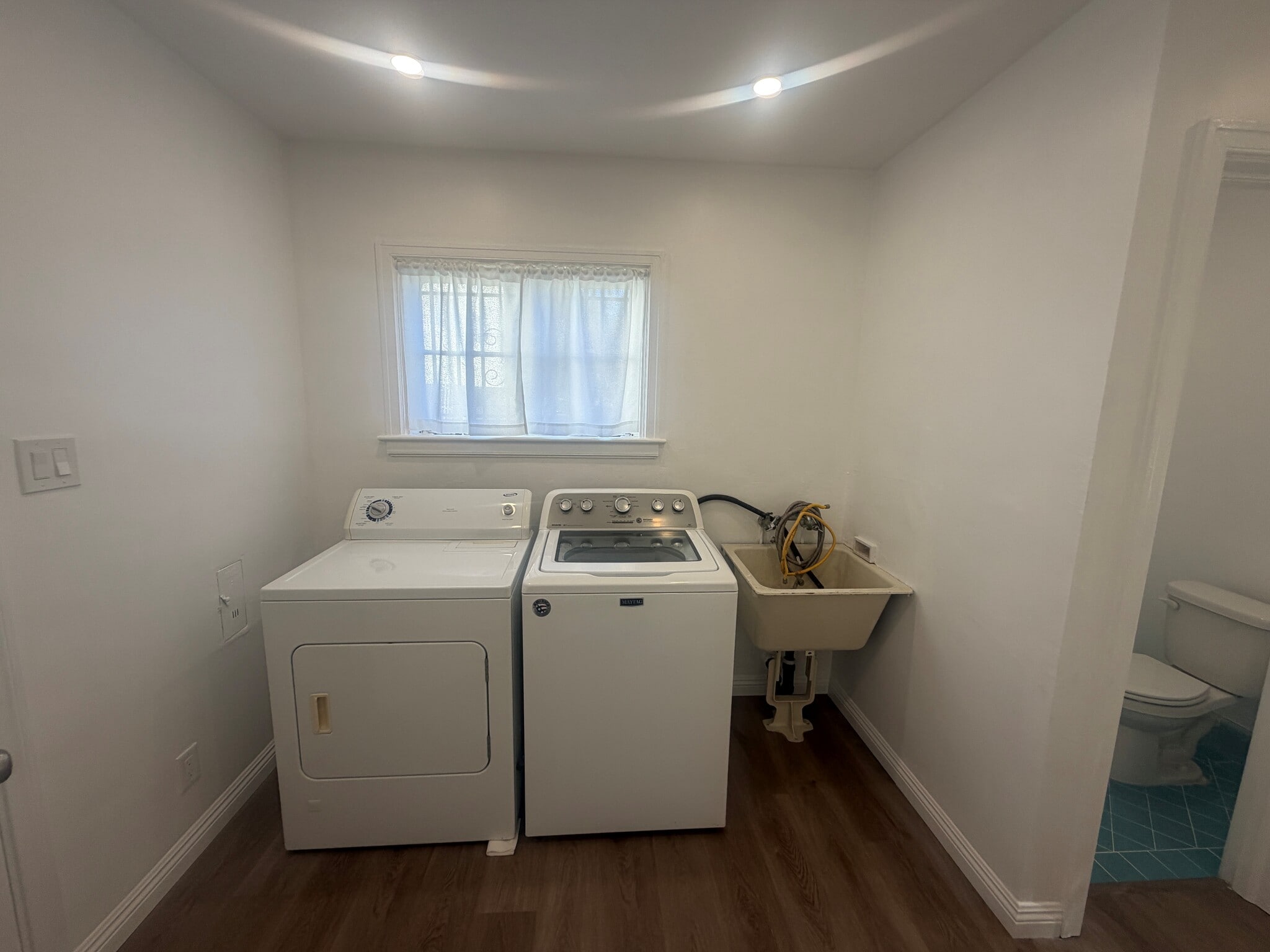 Laundry Room - 3645 Monon St