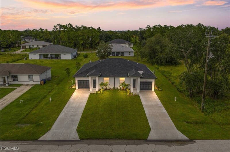 Building Photo - 1027 Meadow Rd