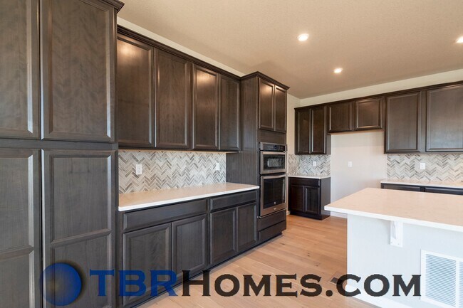Building Photo - 9521 Market Dr