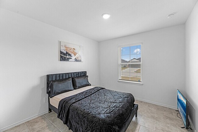 Building Photo - 7534 Cynomys Ct