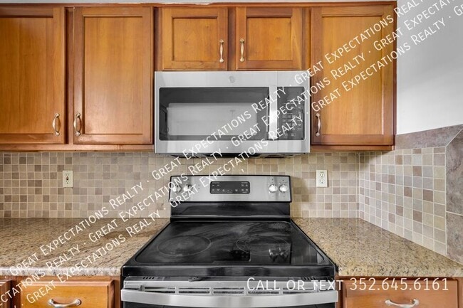 Building Photo - 62 Teak Loop