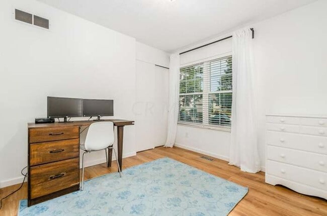 Building Photo - 3539 Westbay Dr