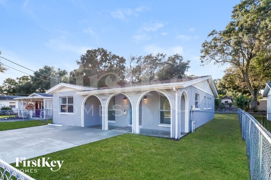 Building Photo - 6807 S Cortez Ave