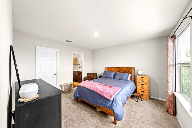 Building Photo - Where Everyday Moments Feel Like Home