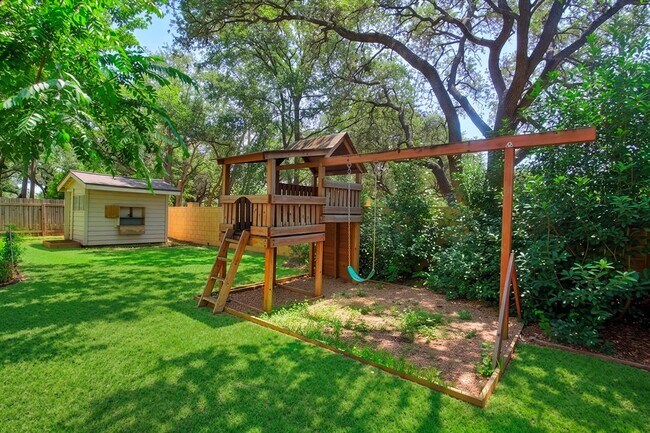 Building Photo - 7021 Gentle Oak Dr