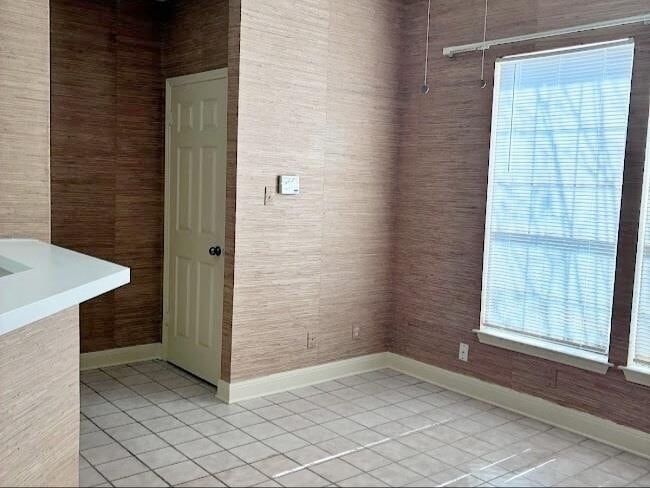 Building Photo - 10215 River Plantation Dr