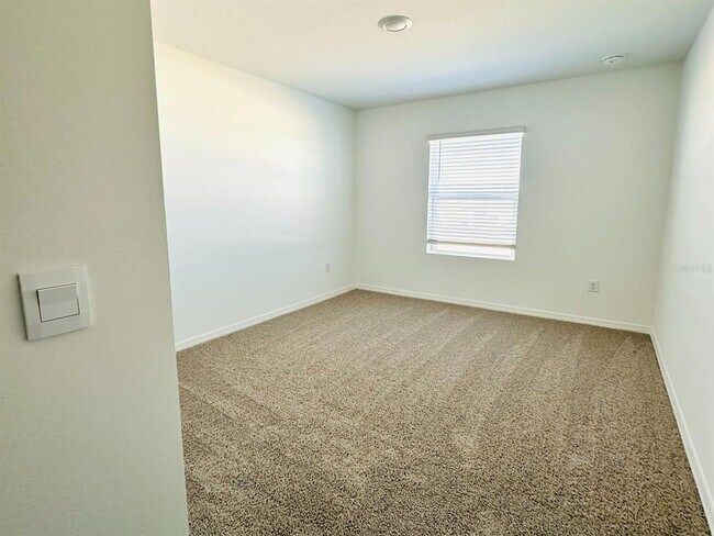 Building Photo - 1335 Tallowwood Ln