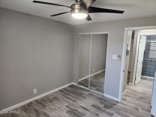 Building Photo - 3026 E Brill St