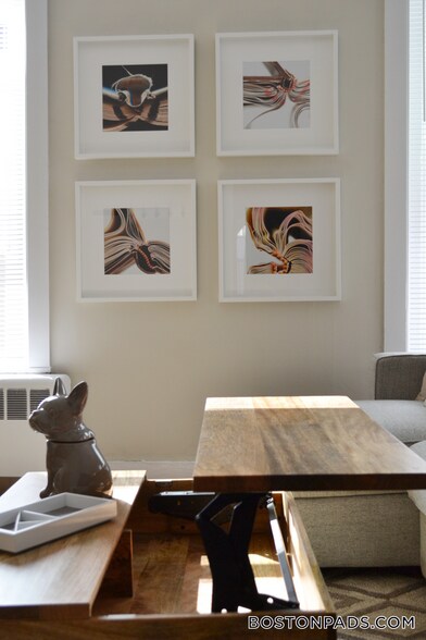 Building Photo - 435 Hanover St