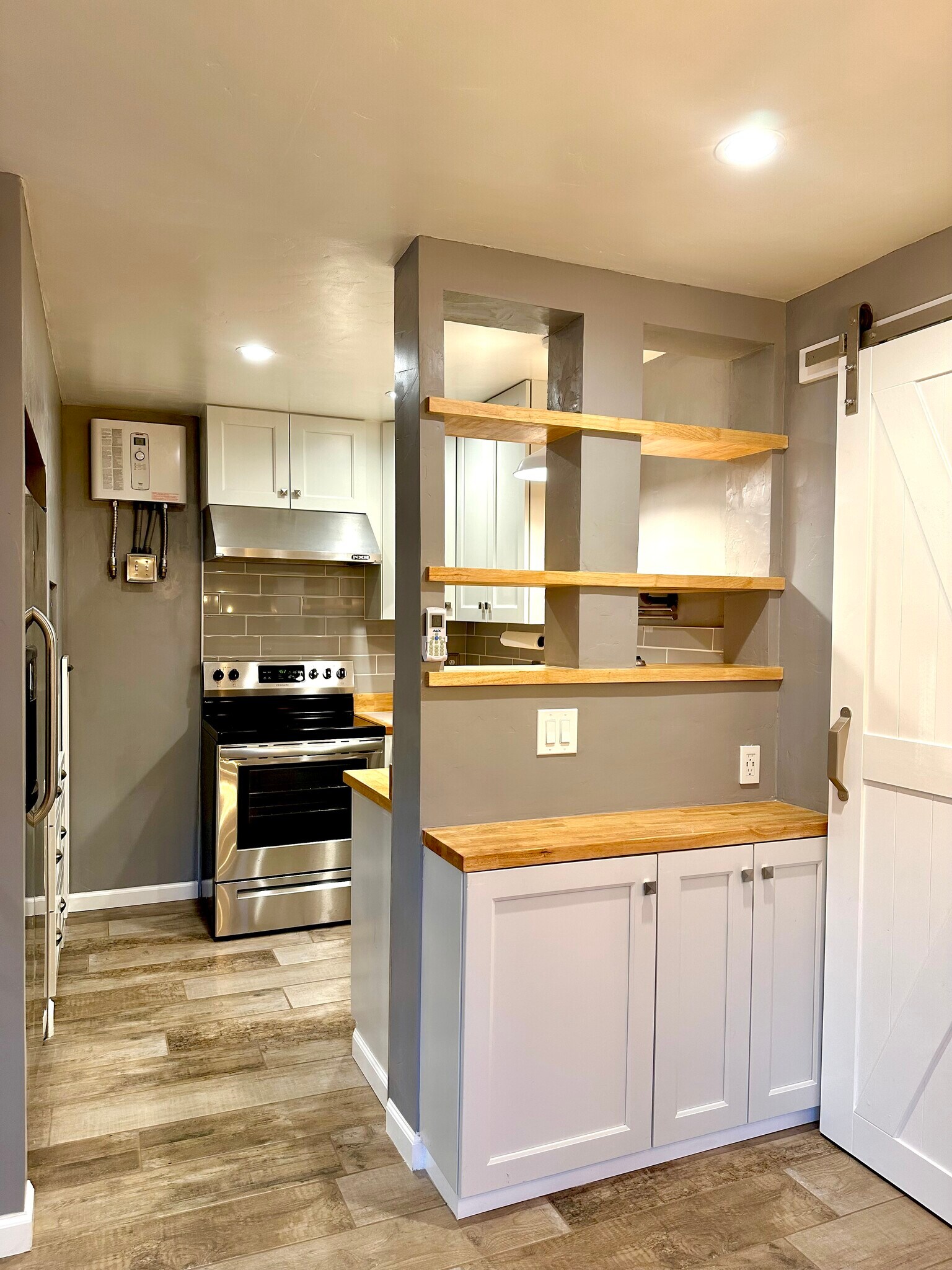 Building Photo - 38374 Rainbow Heights Pl